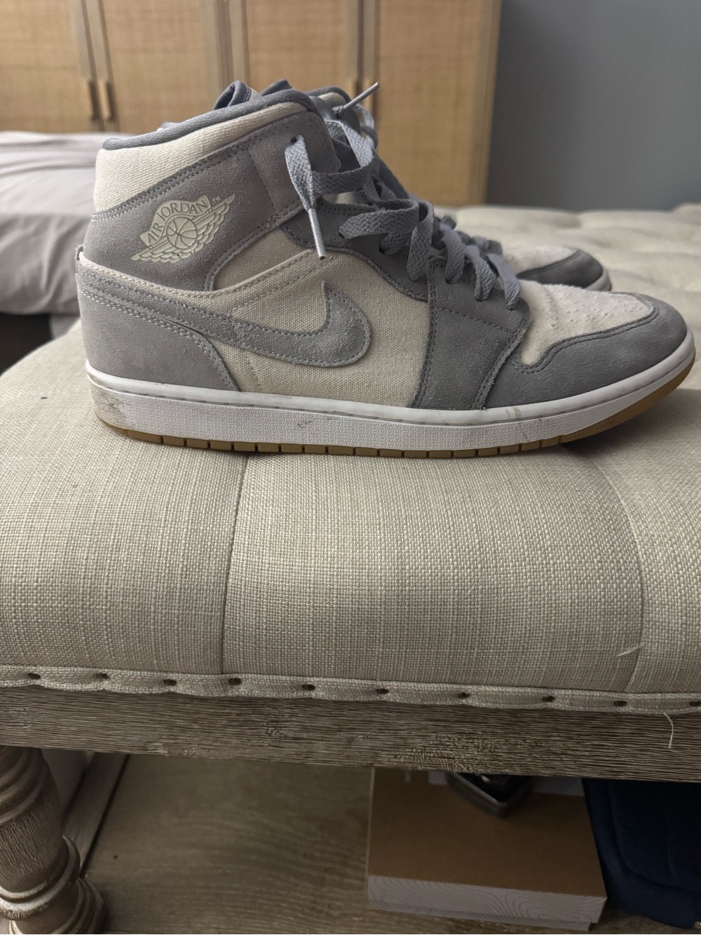 Nike Size Air Jordan 1 Mid SE Coconut Milk Particle Grey Size 11.5 DN4281-100